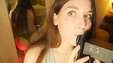 Kitty Klaw Asmr - 10 November 2022 - Mouth Sound In The Mirror Onlyfans Leaked Video